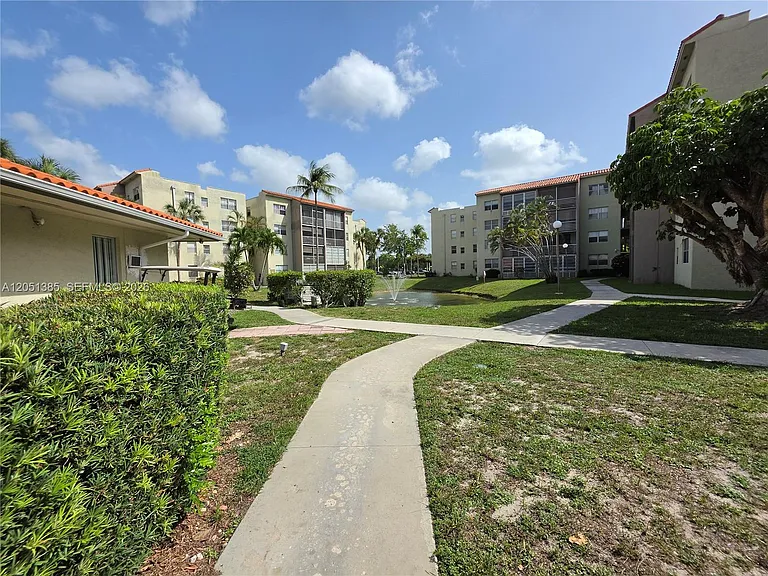 1820 SW 81st Ave #3406 — Photo 19