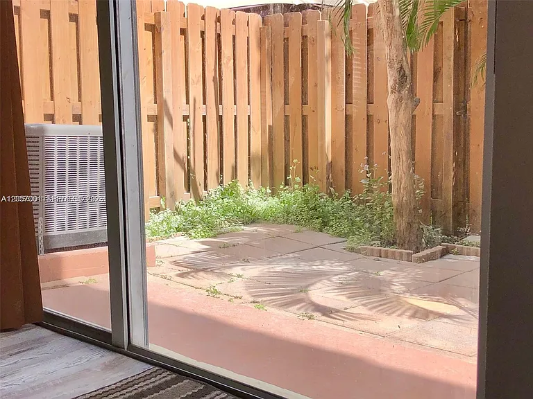 8527 NW 108th Ave #4-41 — Photo 11