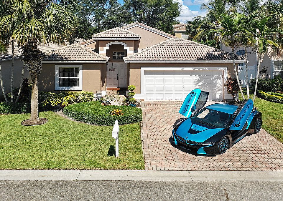 1st image of 8519 NW 46th Dr