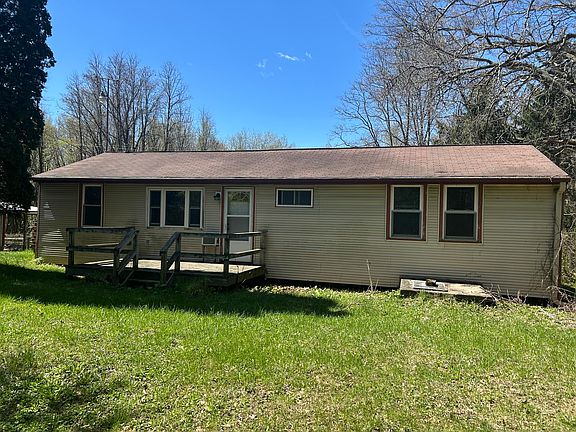 3rd image of 13790 Hutchinson Rd
