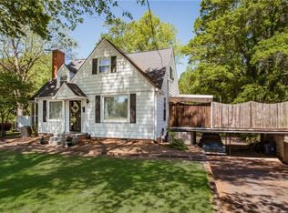 102 Parkway Dr, Easley, SC 29640
