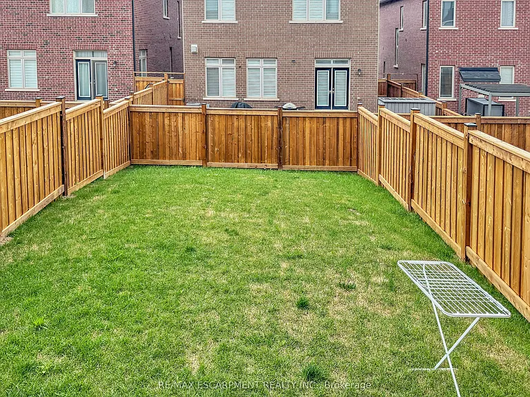 104 Settlers Rd E — Photo 45