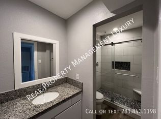 2807 Beauchamp St #14, Houston, TX 77009