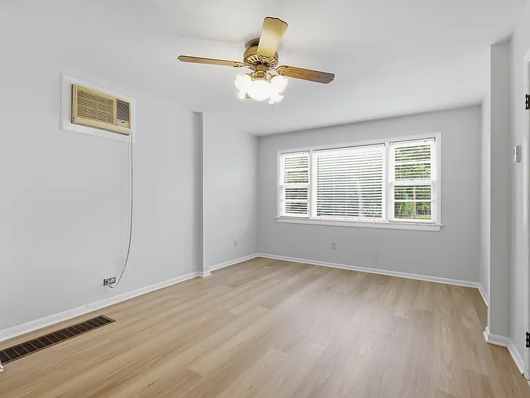23 Canal St #1 — Photo 11
