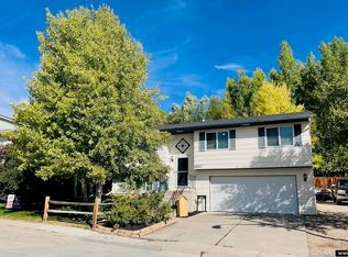 1907 Del Rio Dr, Kemmerer, WY 83101