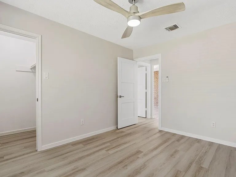 2210 Trail West St — Photo 26