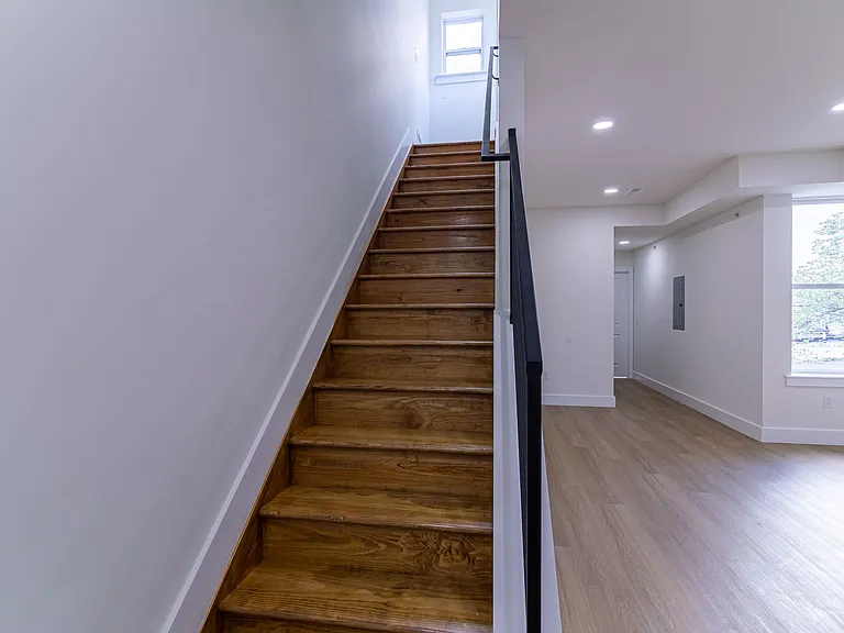 808 N Preston St — Photo 29