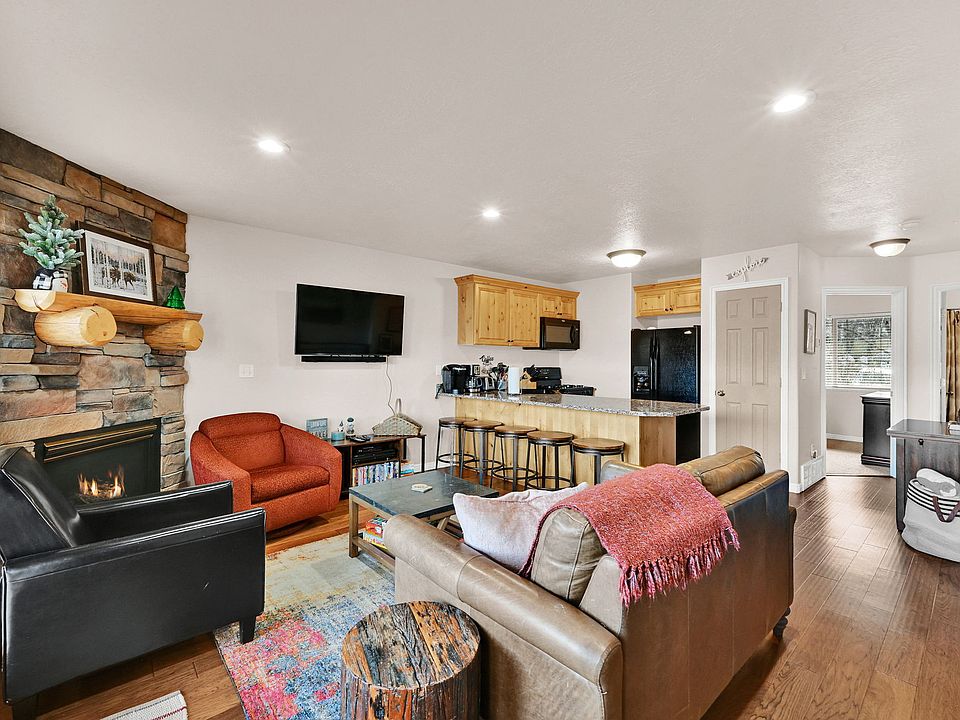 1st image of 3555 N Fox Run S #304