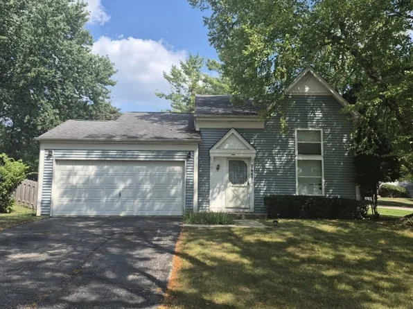 1465 Riverwood Dr, Algonquin, IL 60102