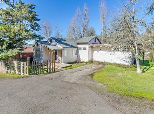 1333 Crest Dr, Eugene, OR 97405