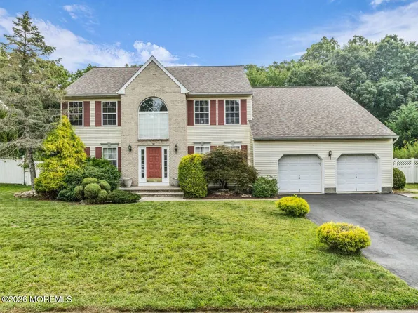 383 Meadowood Road, Jackson, NJ 08527