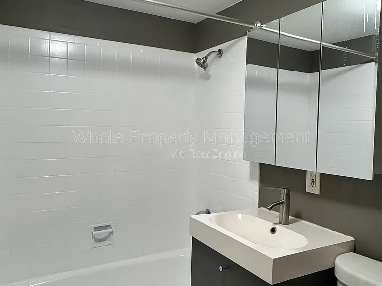 1 S Pennsylvania St #102 — Photo 18