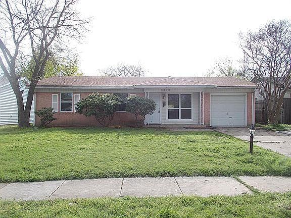 1st image of 2606 Crestbrook Ln