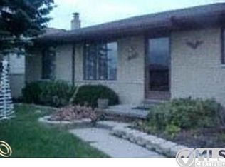 5140 Windham Dr, Sterling Heights, MI 48310