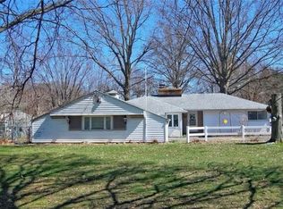 7561 N Linden Ln, Parma, OH 44130