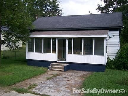 2nd image of 602 30th St N