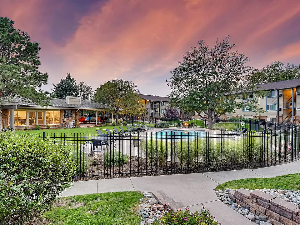 Clearview Apartment Pool