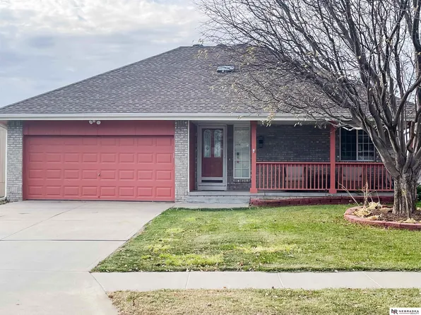 8116 Potter St, Omaha, NE 68122