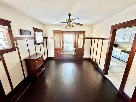 4th image of 3421 W 130th St