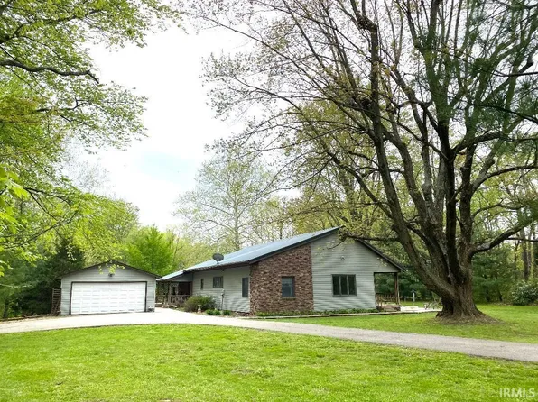 12893 W 250th Rd N, Linton, IN 47441