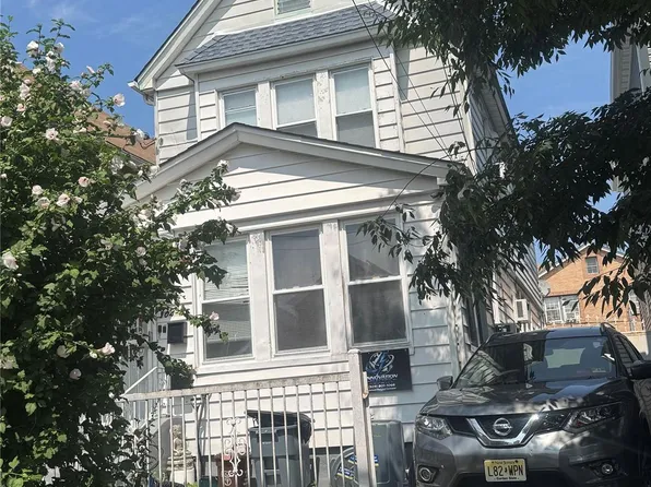 104-45 113 Street, Richmond Hill S., NY 11418