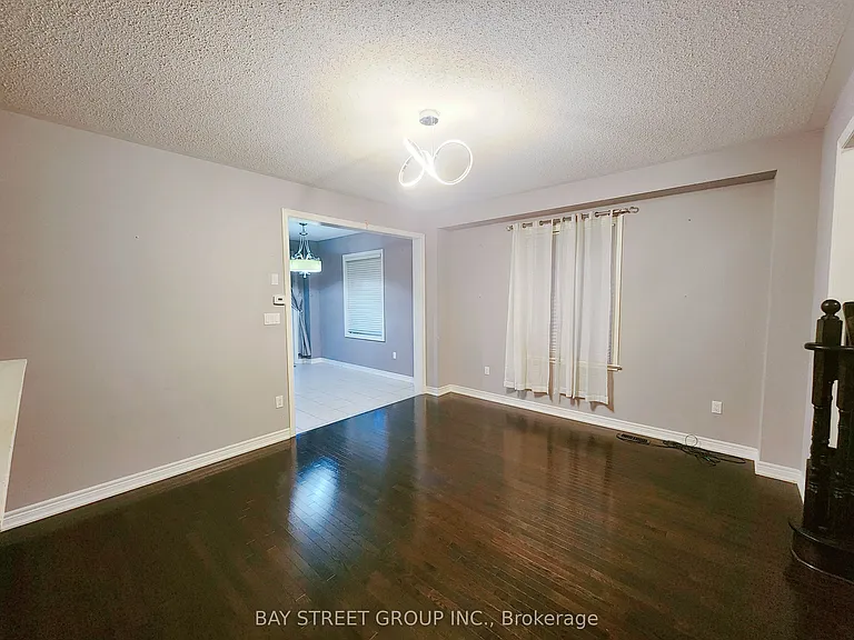 93 Alexie Way — Photo 4