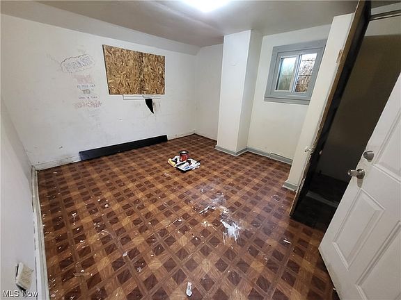 3rd image of 6804 Clark Ave