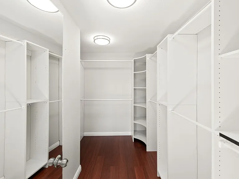 1068 Pacific Hill St — Photo 37