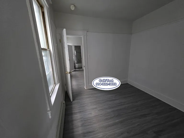 21 Knowles St #2 — Photo 5
