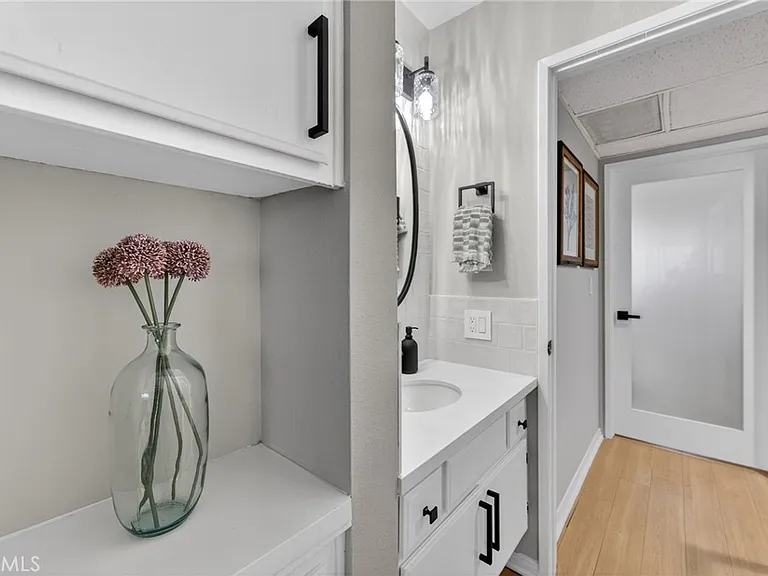2500 Abbot Kinney Blvd #9 — Photo 19