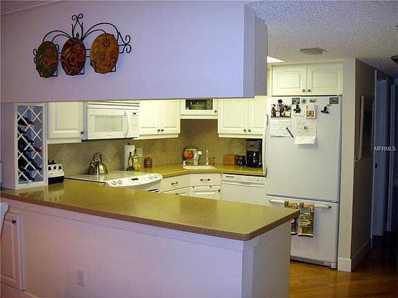 5th image of 1515 Forrest Nelson Blvd #P