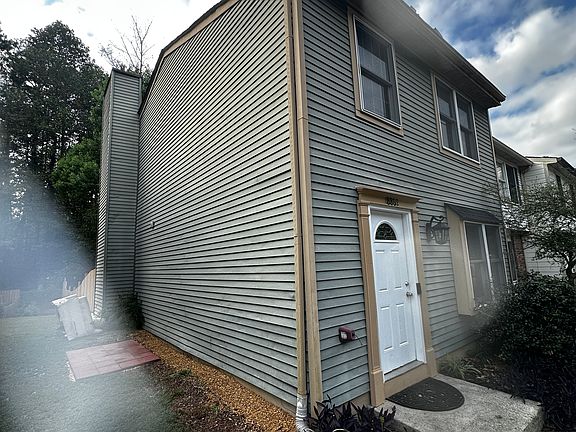 Side view of townhome