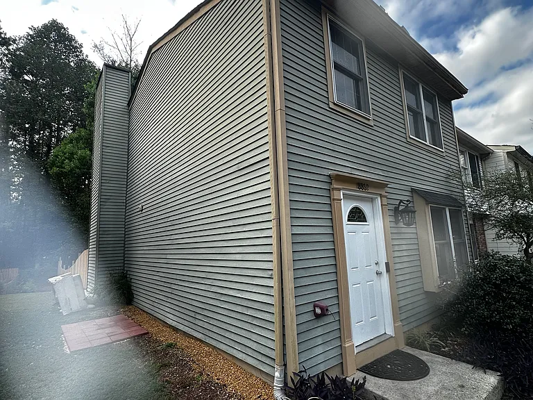 Side view of townhome