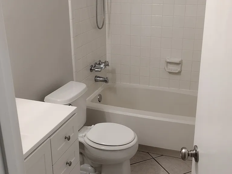 2844 Villa Woods Cir — Photo 10