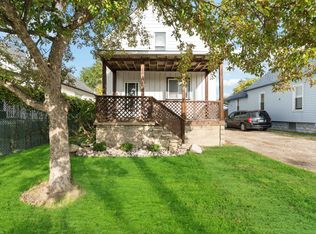 288 Queen St, Sarnia, ON N7T 2R9