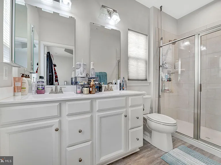 14737 Earl Mitchell Ave #E — Photo 12