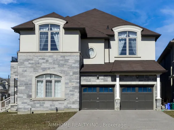 14 Dr Pearson Ct, East Gwillimbury, ON L9N 0P4