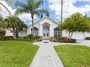 8064 Canyon Lake Cir, Orlando, FL 32835