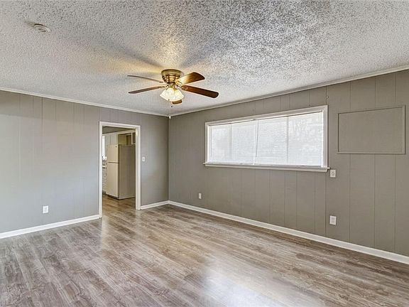 4th image of 9100 Waverly Ave