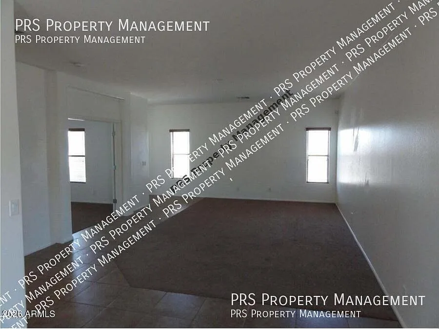 Beautiful home in Maricopa — Photo 2