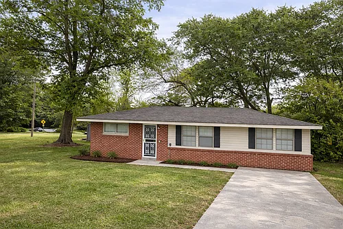 3837 Spencer Cir Photo 1