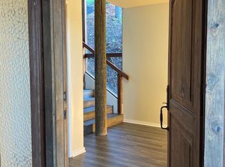 41 Half Moon Rd, Novato, CA 94947