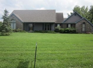 1605 W Monique Dr, Scottsburg, IN 47170