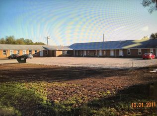 1546 Spring Bay Rd, East Peoria, IL 61611