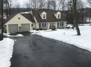 410 Quail Ln, Cogan Station, PA 17728
