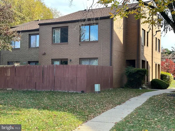 3103 Berry Rd NE #11, Washington, DC 20018