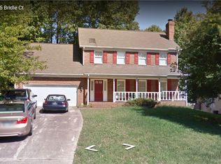 7801 Bridle Ct, Charlotte, NC 28216