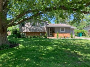 1006 Brookside Ln, Deerfield, IL 60015