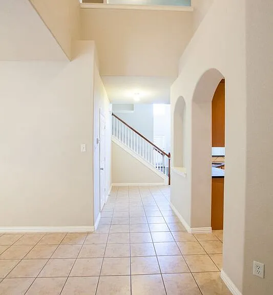 2805 Gooseberry Dr — Photo 4