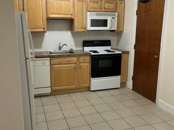 9 Davis Rd, Acton, MA